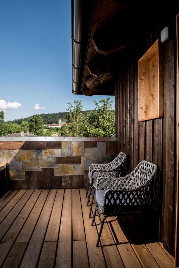 Weingut Georgium Bed & Breakfast Sankt Georgen am Langsee Bagian luar foto